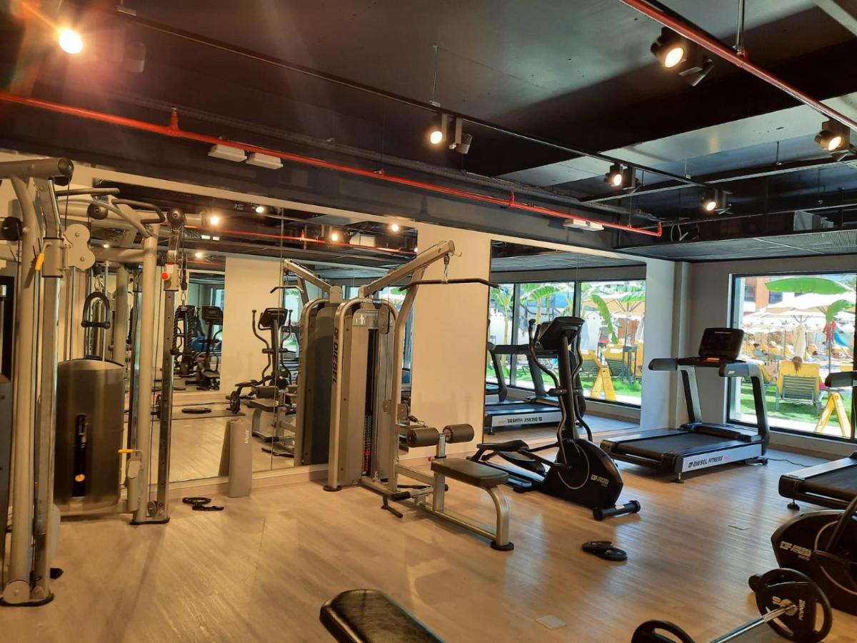 Sundia Exclusive By Liberty Fethiye Adults Only Hotel Exterior foto The gym at the hotel