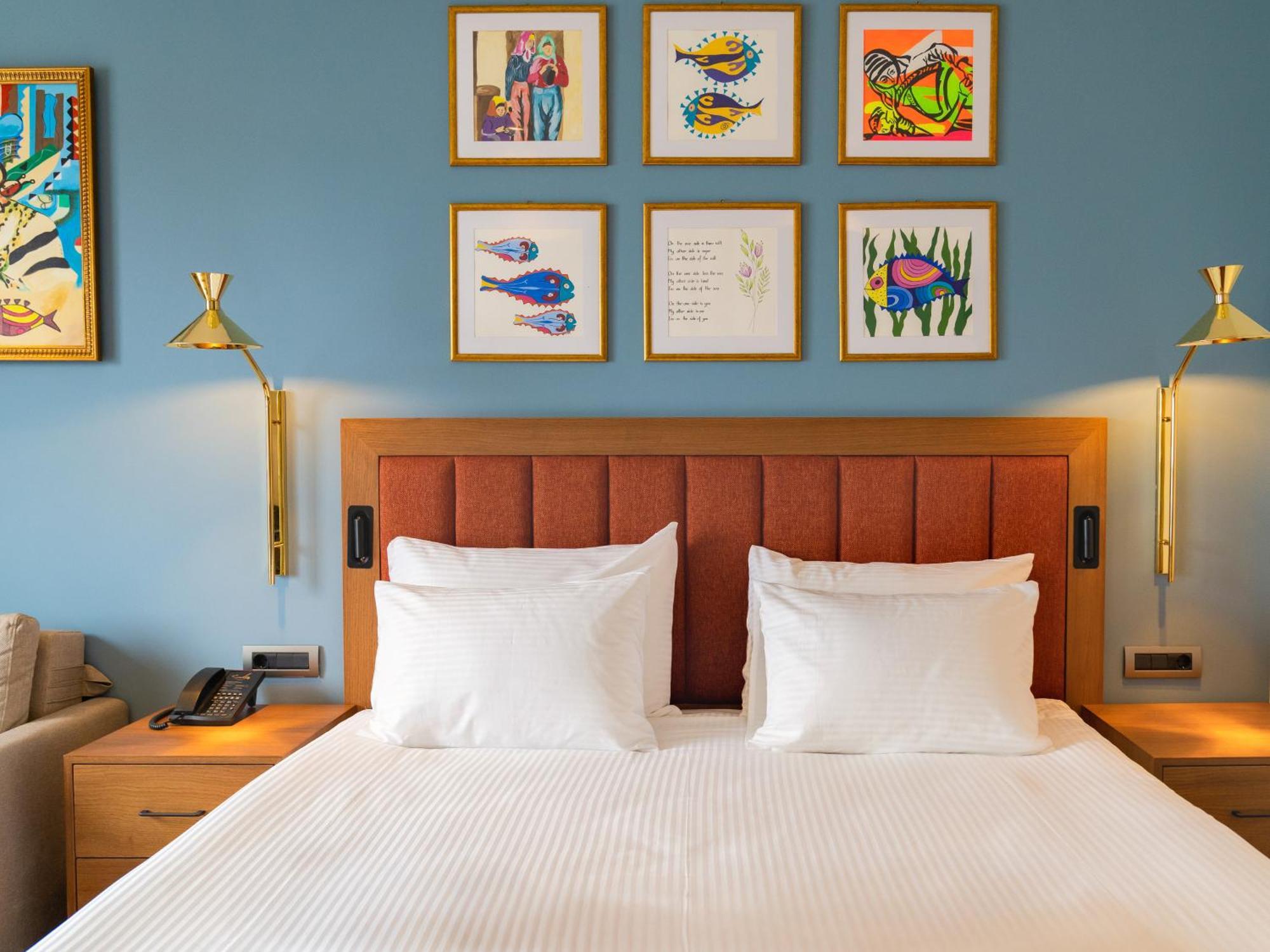Sundia Exclusive By Liberty Fethiye Adults Only Hotel Exterior foto A bedroom at the hotel